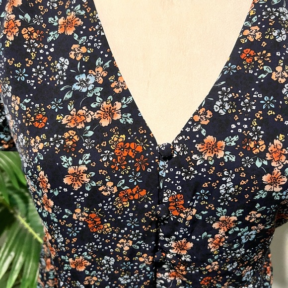 Southern Fried Chics Flirty Floral Summer Dress - Picture 4 of 4